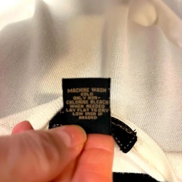 Allegra Gold sweater with cut out and sheer mermaid sleeves - Picture 6 of 9